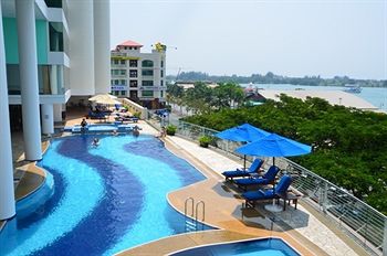 Le Meridien Kota Kinabalu